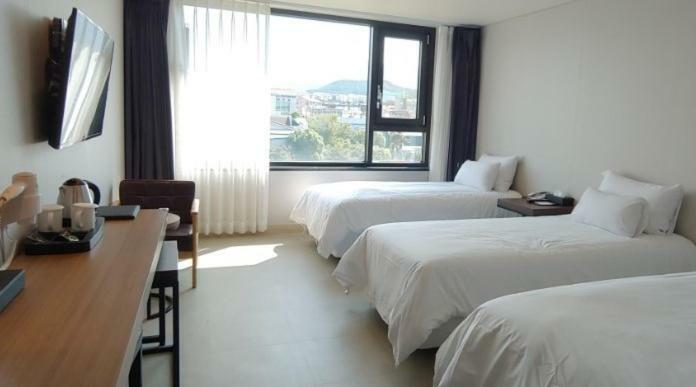 Jeju Noblesse Hotel Bagian luar foto