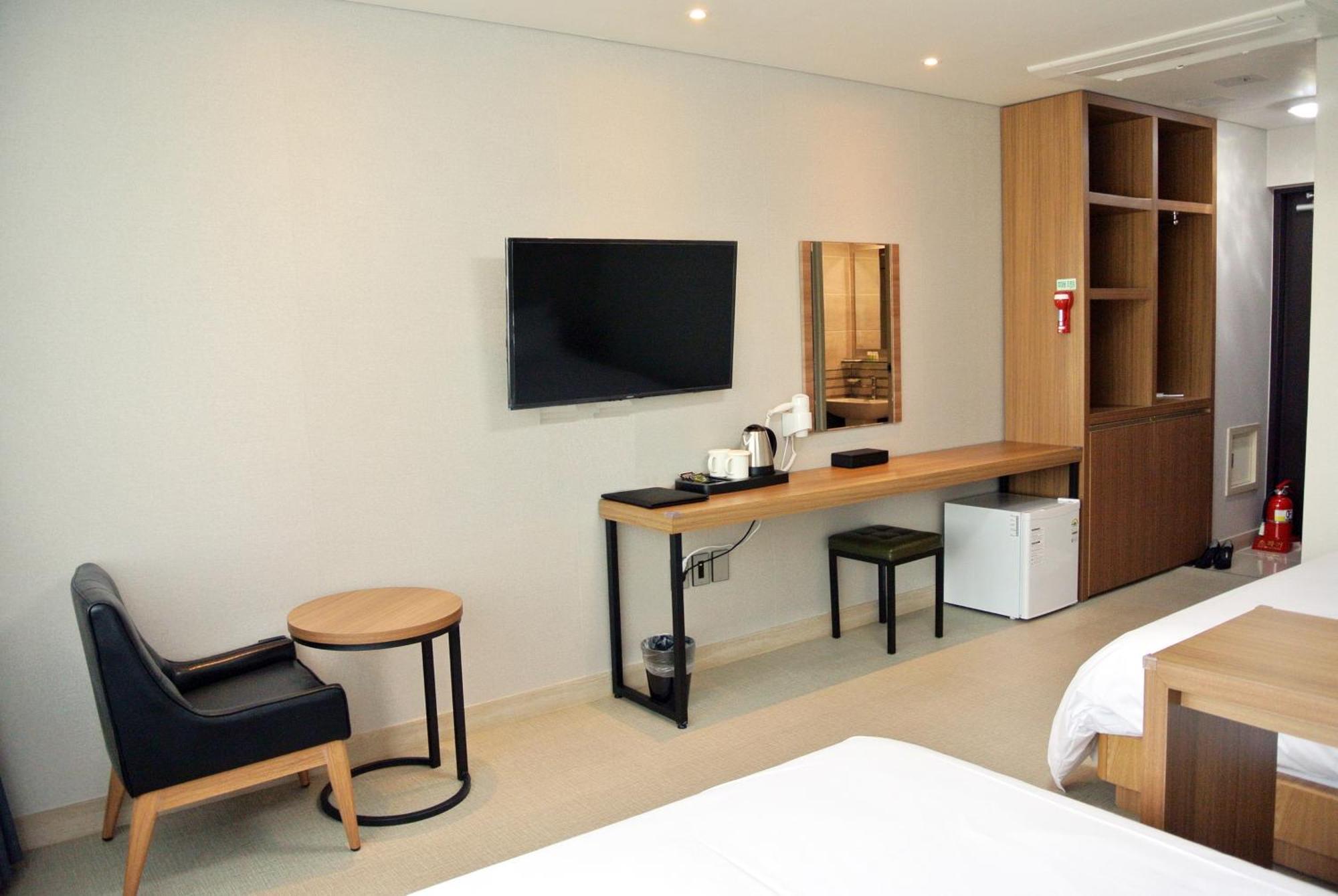 Jeju Noblesse Hotel Bagian luar foto