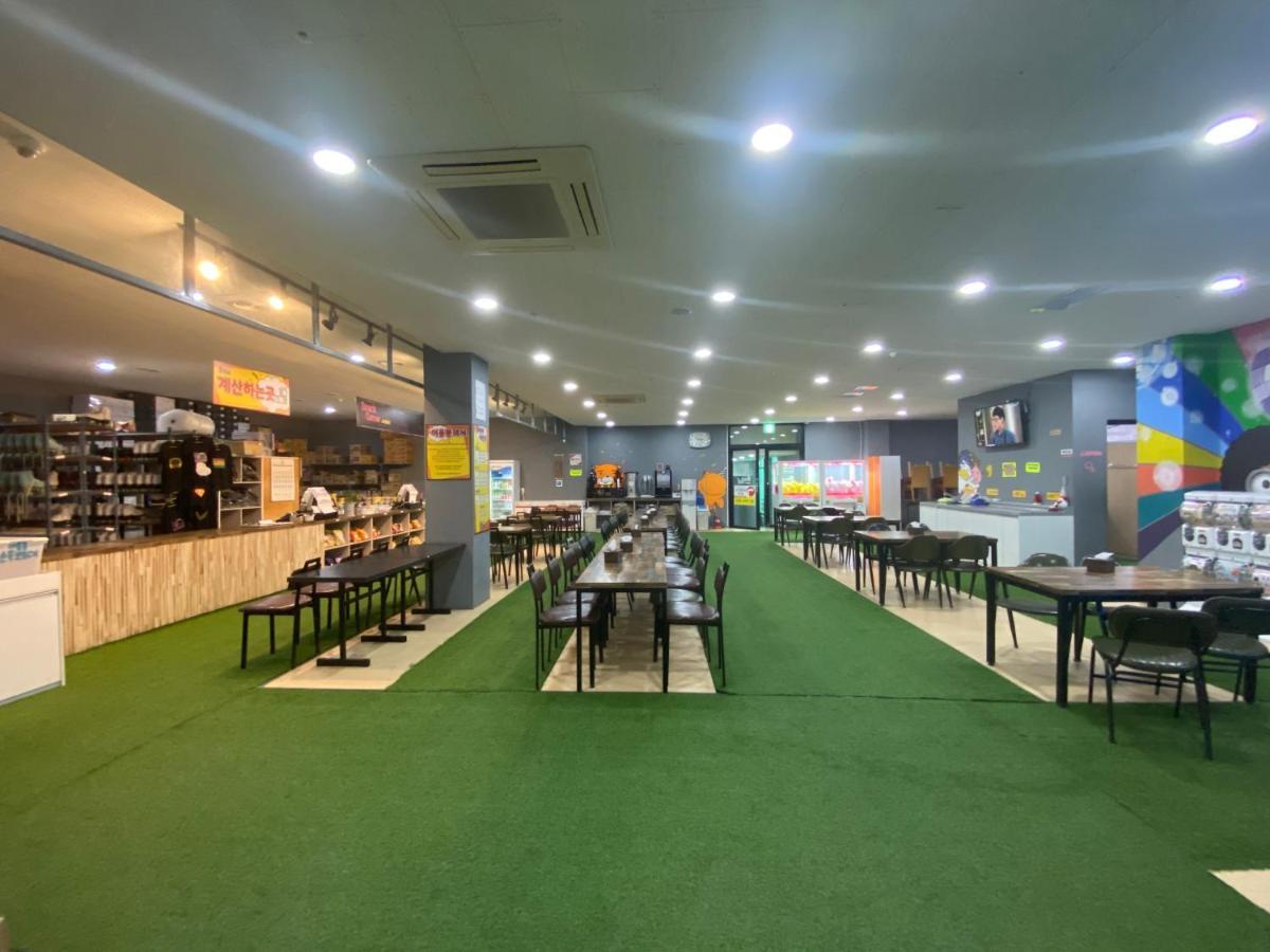 Jeju Noblesse Hotel Bagian luar foto